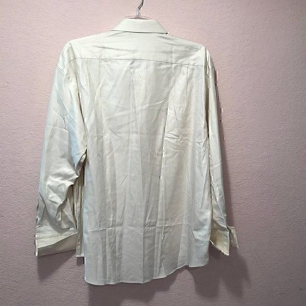 *30off3* Enzo Tovare Dress Shirt with Cufflink Holes. - Picture 3 of 6